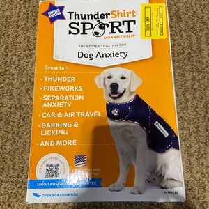 Dog Anxiety thunder shirt size small